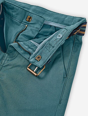 Pantalon slim en sergé avec ceinture
