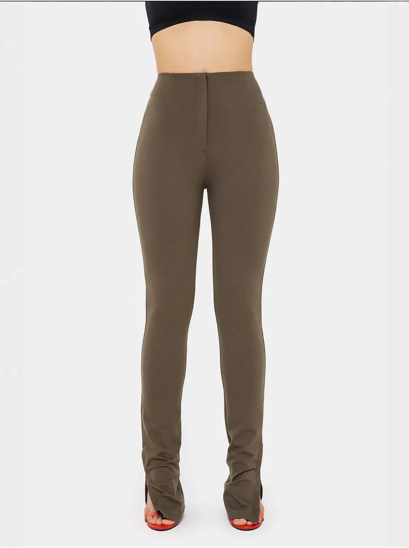 Pantalon slim taille haute avec fermeture zippée Marron - Kiabi