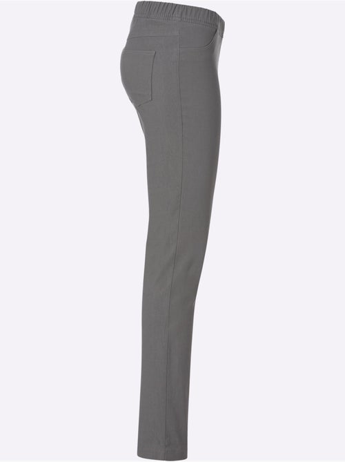 Pantalon souple à ceinture élastique avec intérieur doux et poches - taille courte - moda vilona - Kiabi