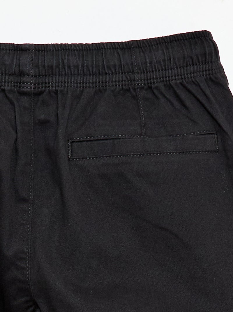Pantalon stretch uni multipoche Noir - Kiabi