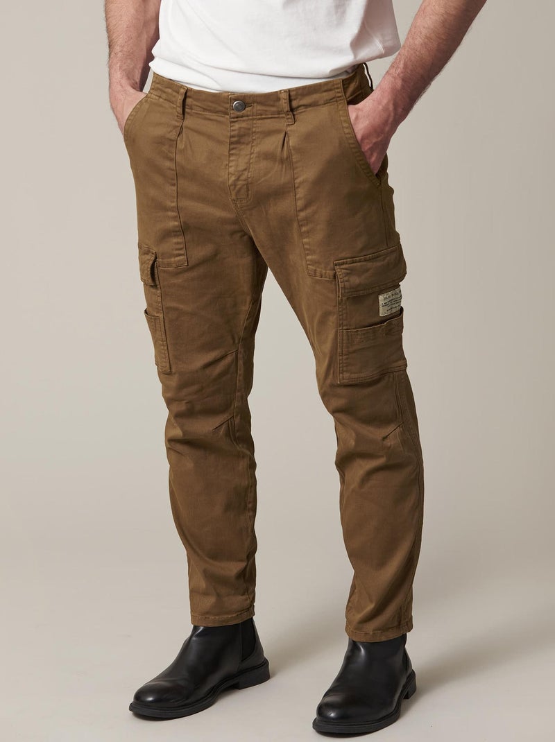 Pantalon style cargo avec grosses poches apparentes 'Deeluxe' Marron foncé - Kiabi