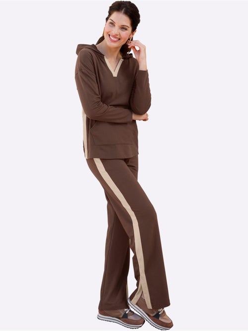 Pantalon Sweat Rayures Galon Tendance - Taille Courte - Moda Vilona - Kiabi Pantalon Sweat Rayures Galon Tendance - Taille Courte - Moda Vilona - Kiabi