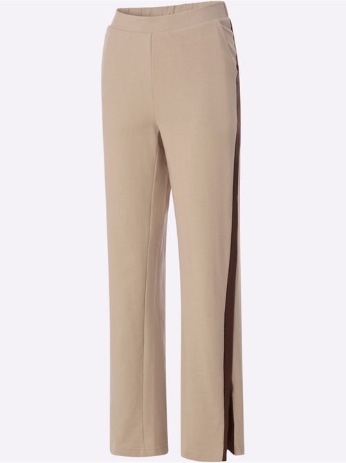 Pantalon Sweat Rayures Galon Tendance - Taille Standard - Moda Vilona - Kiabi Pantalon Sweat Rayures Galon Tendance - Taille Standard - Moda Vilona - Kiabi