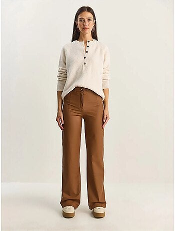 Pantalon taille haute à jambes larges en similicuir lucci
