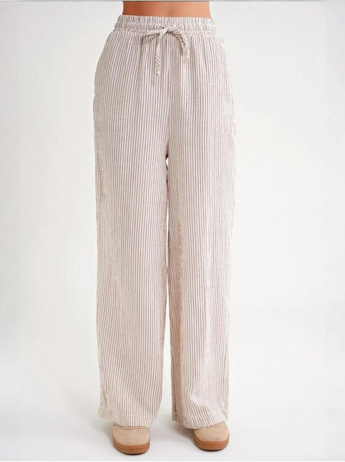 Pantalon taille haute rayé à cordon de serrage mixray - Kiabi Pantalon taille haute rayé à cordon de serrage mixray - Kiabi
