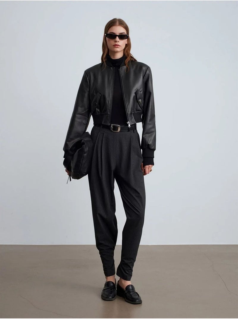 Pantalon tailleur à taille haute et plis dilvin Gris foncé - Kiabi