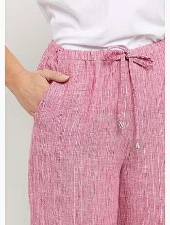 Pantalon tailleur rayé aspect irrégulier