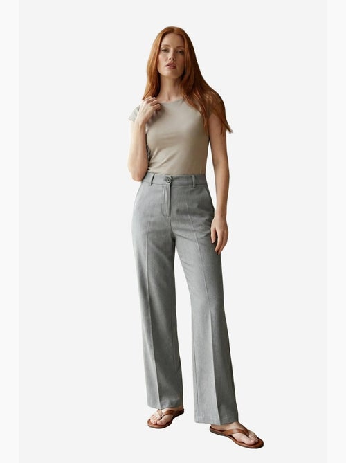 Pantalon tailleur taille mi-haute à jambe droite my fashion - Kiabi Pantalon tailleur taille mi-haute à jambe droite my fashion - Kiabi