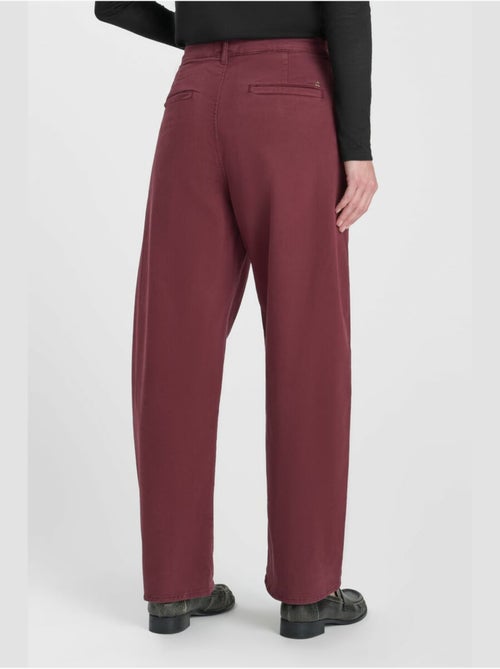 Pantalon tasia loose, large 'le temps des cerises' - Kiabi Pantalon tasia loose, large 'le temps des cerises' - Kiabi