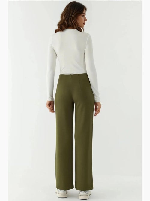 Pantalon texturé taille haute à jambes larges hiccup - Kiabi Pantalon texturé taille haute à jambes larges hiccup - Kiabi