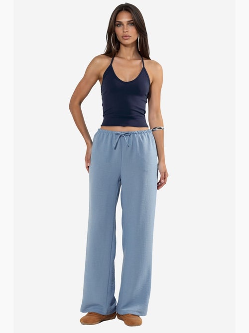 Pantalon tissé à jambe droite pour femme busem - Kiabi Pantalon tissé à jambe droite pour femme busem - Kiabi