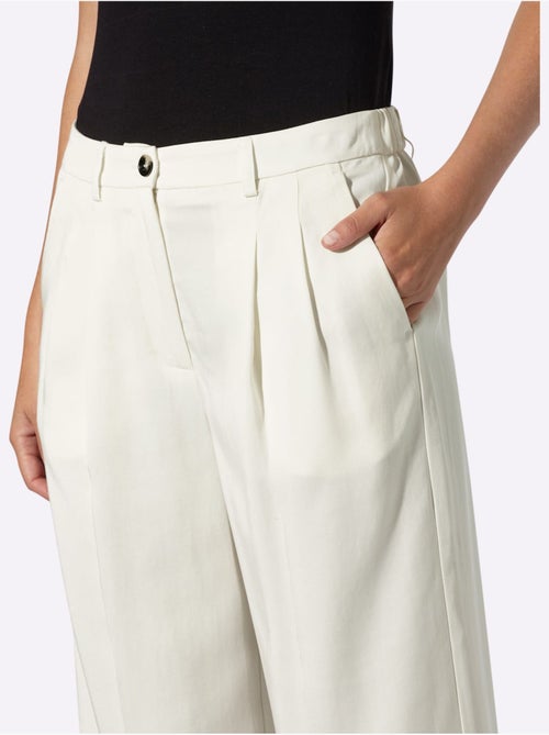 Pantalon Tissé Pur Lyocell - Taille Standard - Helline - Kiabi Pantalon Tissé Pur Lyocell - Taille Standard - Helline - Kiabi