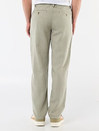 Pantalon uni en matière légère et douce