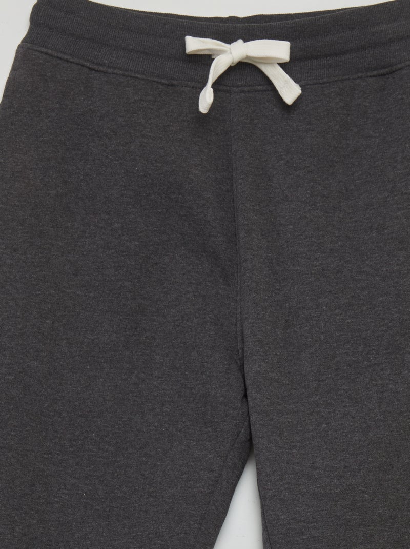 Pantalon uni en molleton anthracite - Kiabi