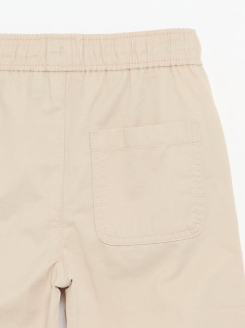 Pantalon uni léger - Kiabi Pantalon uni léger - Kiabi