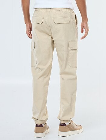Pantalon uni multipoches avec taille élastiquée