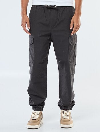 Pantalon uni multipoches avec taille élastiquée