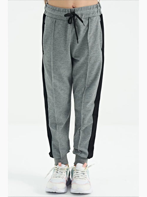 Pantalon unisexe junior en mélange de coton tommy - Kiabi Pantalon unisexe junior en mélange de coton tommy - Kiabi