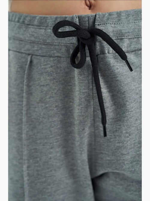 Pantalon unisexe junior en mélange de coton tommy - Kiabi Pantalon unisexe junior en mélange de coton tommy - Kiabi