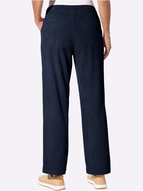 Pantalon velours qualité velours très douce - taille courte - witt - Kiabi Pantalon velours qualité velours très douce - taille courte - witt - Kiabi