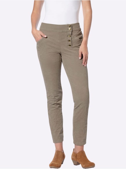 Pantalon velours qualité velours très douce - taille standard - helline - Kiabi Pantalon velours qualité velours très douce - taille standard - helline - Kiabi