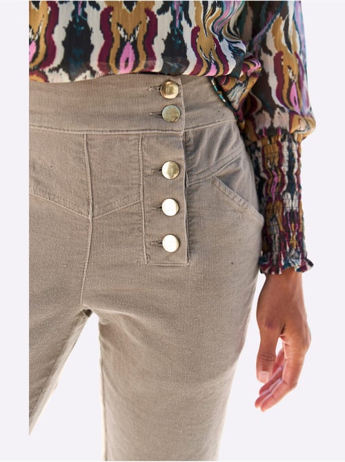 Pantalon velours qualité velours très douce - taille standard - helline - Kiabi Pantalon velours qualité velours très douce - taille standard - helline - Kiabi