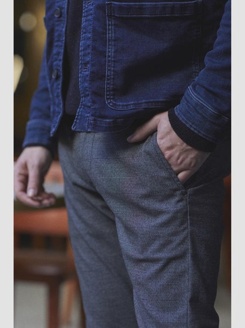 Pantalon WELLER carotte 'Le Temps Des Cerises' - Kiabi