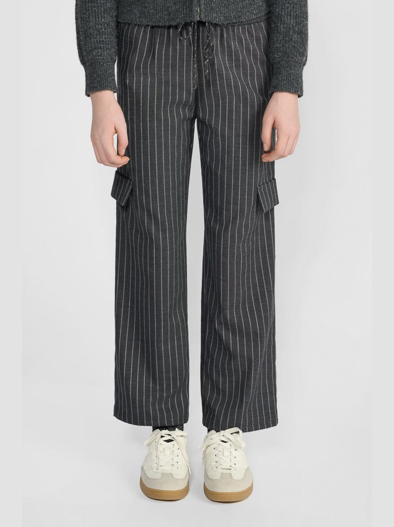 Pantalon ZITAGI droite 'Le Temps Des Cerises' Gris - Kiabi