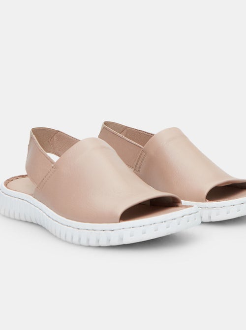 Pantoufles 'BATA' - Kiabi Pantoufles 'BATA' - Kiabi
