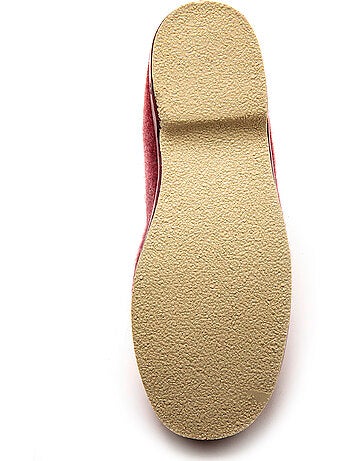 Pantoufles brodées