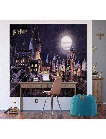Papier peint Harry Potter : le château de Poudlard est illuminé pendant la nuit 252 x 182 cm