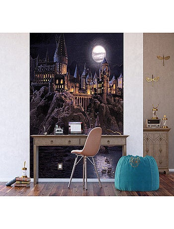 Papier peint Harry Potter Poudlard la nuit effet peinture à l'huile 225 x 270 cm - 3 lés