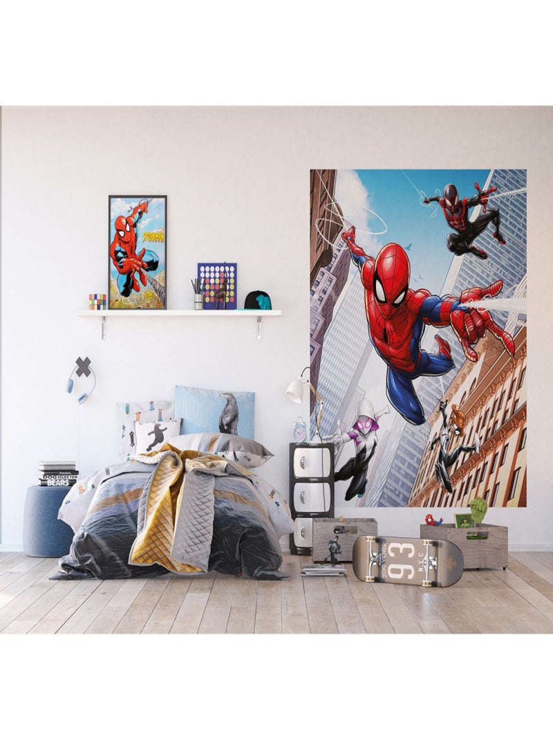 Papier peint intissé Disney Marvel Avengers -Spider-man 3 personnages qui volent 180X202 CM Multicolore - Kiabi