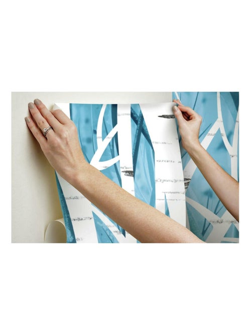 Papier peint panoramique auto-adhésif La Reine des neiges dans la foret glacée - 3.2 m x 1.83 m - Kiabi