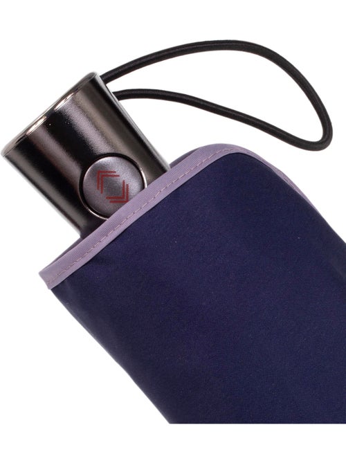 Parapluie xtra solide antiretournement, 23cm, déperlant, ouverture/fermeture femme isotoner - Kiabi Parapluie xtra solide antiretournement, 23cm, déperlant, ouverture/fermeture femme isotoner - Kiabi