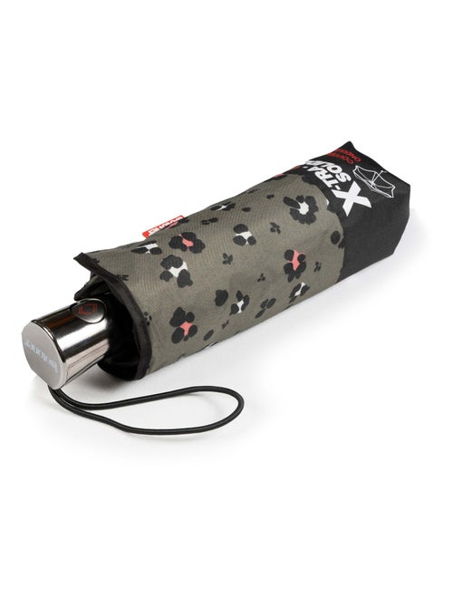 Parapluie xtra solide antiretournement, 23cm, déperlant, ouverture/fermeture femme isotoner - Kiabi Parapluie xtra solide antiretournement, 23cm, déperlant, ouverture/fermeture femme isotoner - Kiabi