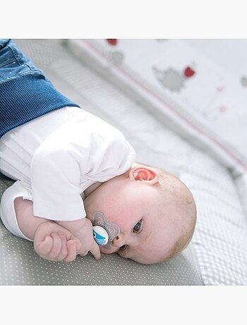 Parc bébé hexagonal en hêtre bio 'Cosiplay' + tapis imprimé hibou ROBA