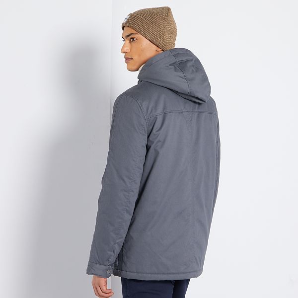 Parka à capuche Homme kaki Kiabi 40,00€ Parka à capuche Homme gris fer Kiabi 40,00€
