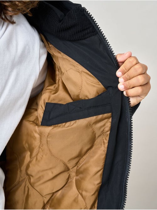 Parka épaisse garçon décontractée 'deeluxe' - Kiabi Parka épaisse garçon décontractée 'deeluxe' - Kiabi