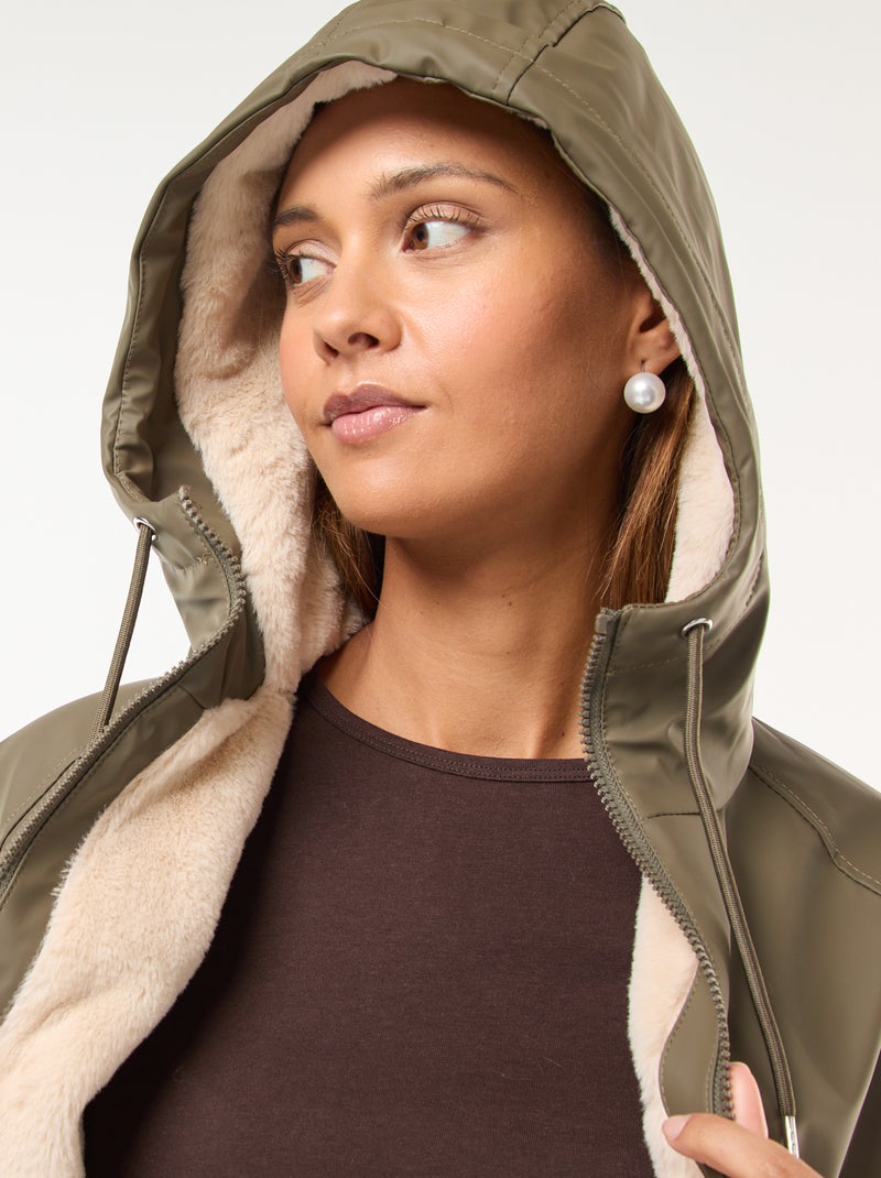 Parka longue fourrée Kaki - Kiabi