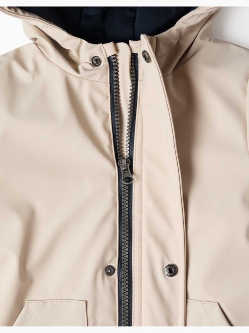 Parka rembourrée avec capuche et poches avant - Kiabi Parka rembourrée avec capuche et poches avant - Kiabi