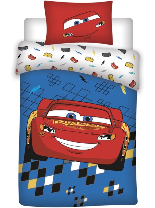 Parure Bébé Disney Pixar Cars Flash McQueen 100x140cm + Taie 40x60cm – Bleu Rouge – 100% Coton - Kiabi Parure Bébé Disney Pixar Cars Flash McQueen 100x140cm + Taie 40x60cm – Bleu Rouge – 100% Coton - Kiabi