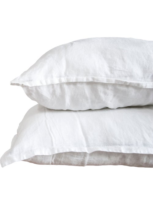 Parure de couette 100% LIN Couleur Blanc - Housse de couette 140x200 et 1 taie 63x63 - Kiabi Parure de couette 100% LIN Couleur Blanc - Housse de couette 140x200 et 1 taie 63x63 - Kiabi