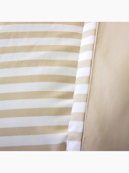 Parure de couette rayée beige - 3 pièces - 220x240 cm - Kiabi Parure de couette rayée beige - 3 pièces - 220x240 cm - Kiabi