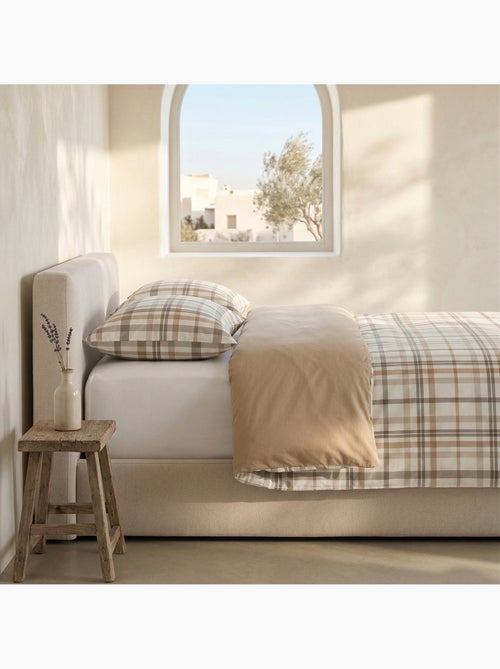 Parure de housse de couette 100% coton à carreaux vichy, taie d'oreiller incluse - Gamusi - Kiabi Parure de housse de couette 100% coton à carreaux vichy, taie d'oreiller incluse - Gamusi - Kiabi