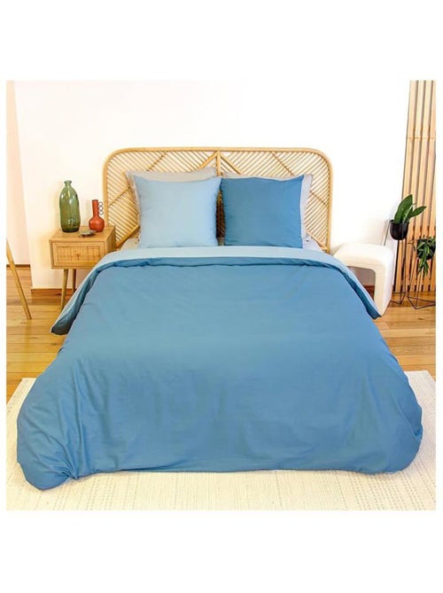 Parure de lit - côté déco - coton bicolore - 220x240 cm - 100% coton - réversible bleu/bleu clair - Kiabi Parure de lit - côté déco - coton bicolore - 220x240 cm - 100% coton - réversible bleu/bleu clair - Kiabi
