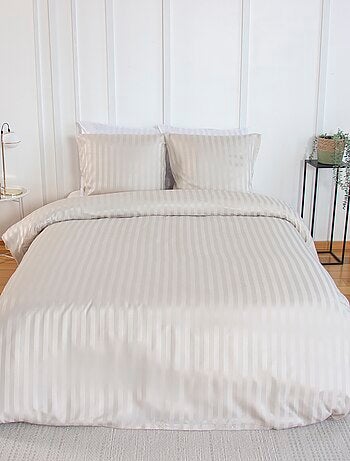 Parure de lit 1 ou 2 personnes en satin + 2 taies