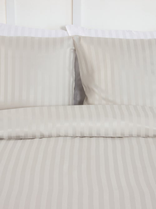 Parure de lit 1 ou 2 personnes en satin + 2 taies - Kiabi