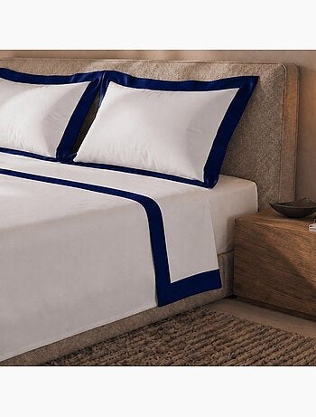 Parure de lit 1 personne - the white stone - 130x200 - drap plat 190x295 - volant satin bleu