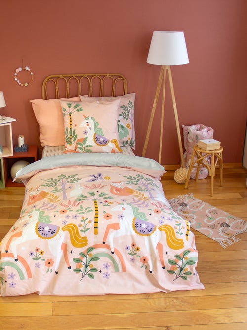 Parure de lit 1 personne 2 pièces : housse de couette + taie d'oreiller - Kiabi Parure de lit 1 personne 2 pièces : housse de couette + taie d'oreiller - Kiabi
